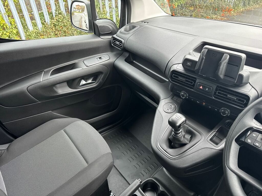 Vauxhall Combo 1.5 Turbo D 2000 Pro Panel Van S Grey #14