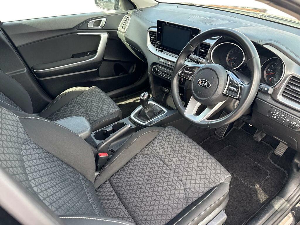 Kia Xceed 1.0T Gdi Isg 2 YK69MSZ Black #3
