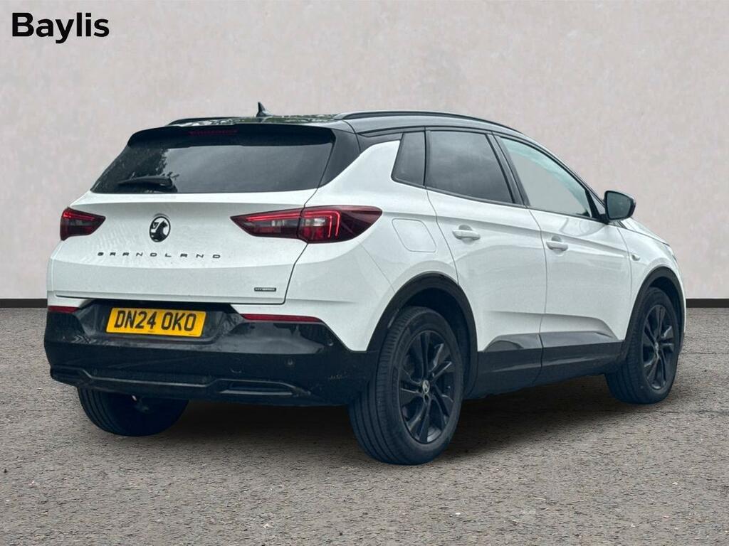 Vauxhall Grandland 1.6 Plug-in Hybrid Gs DN24OKO White #2