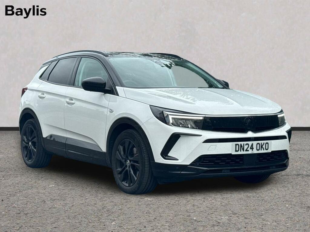 Vauxhall Grandland 1.6 Plug-in Hybrid Gs DN24OKO White