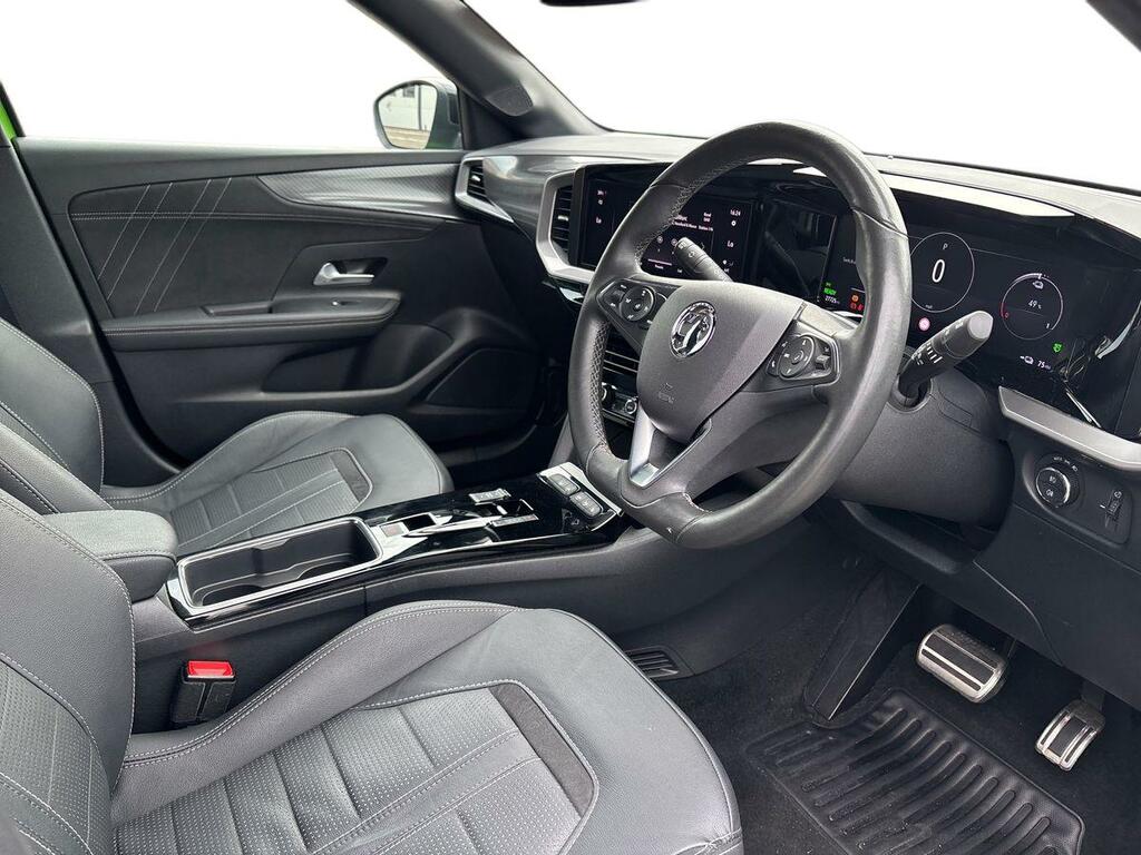 Vauxhall Mokka-e 100Kw Ultimate 50Kwh DL22UXW Green #3