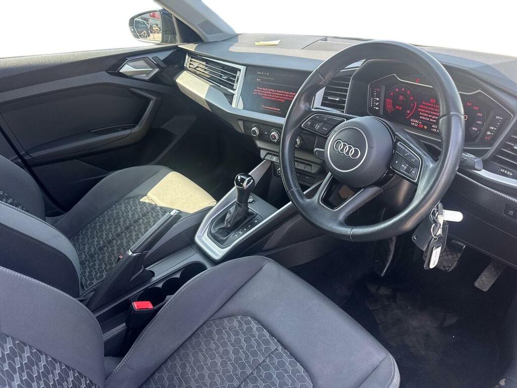 Audi A1 25 Tfsi Sport S Tronic LY21EWT Black #3
