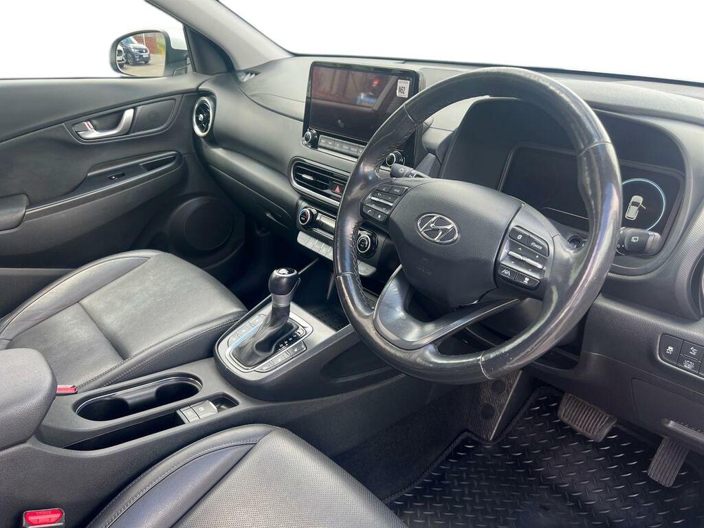 Hyundai Kona 1.6 Gdi Hybrid Ultimate Dct White #3