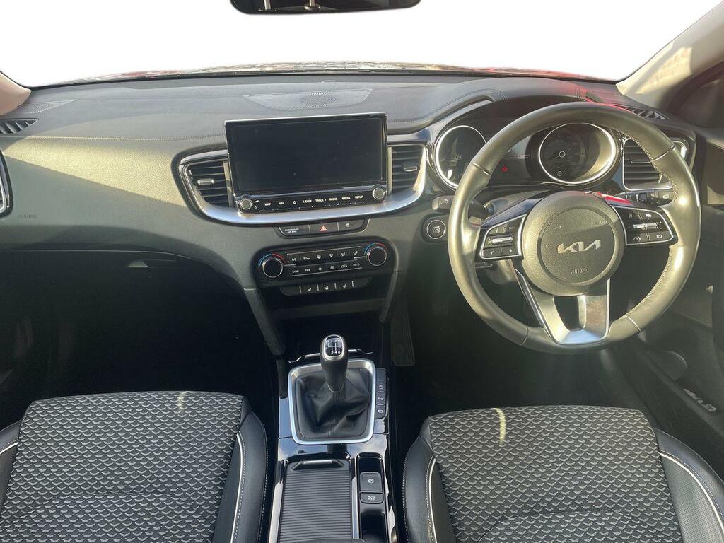 Kia Xceed 1.6T Gdi Isg 177 Gt-line S Dct White #12