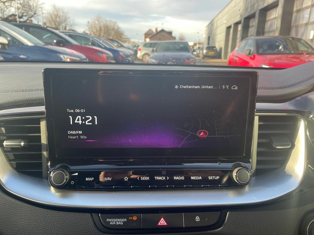 Kia Xceed 1.6T Gdi Isg 177 Gt-line S Dct White #17