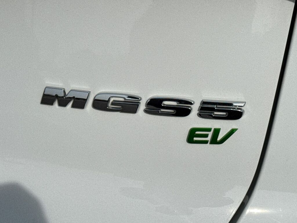 MG MGS5 49Kwh Se Suv 170 Ps Silver #38