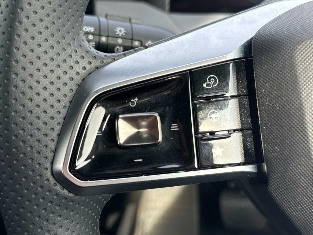 MG MGS5 49Kwh Se Suv 170 Ps Silver #21