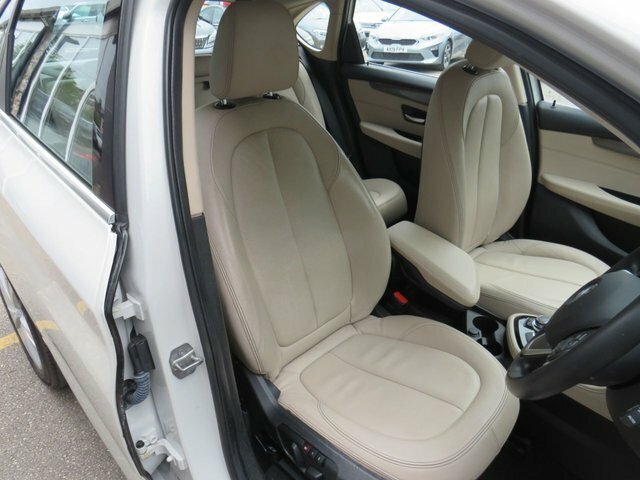 BMW 2 Series Active Tourer 2.0 218D Luxury Mpv Euro 6 S S White #5