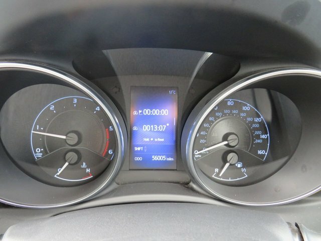 Toyota Auris Excel Silver #10