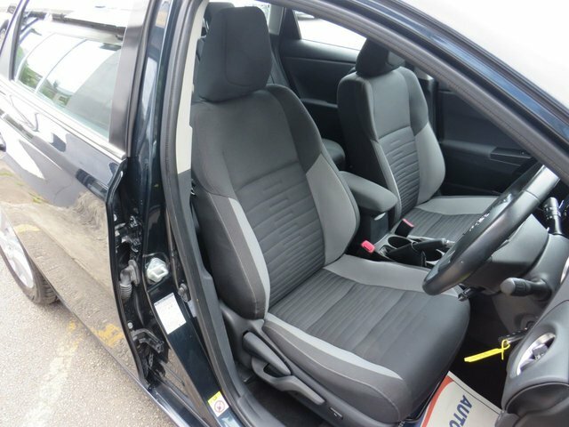 Toyota Auris 1.6 D-4d Business Edition Touring Sports Diese Grey #6