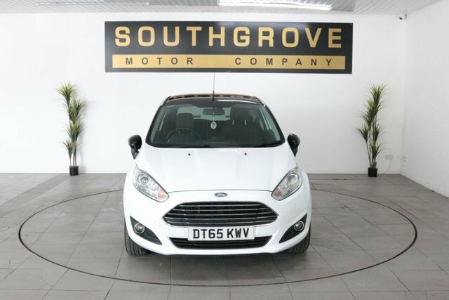 Ford Fiesta 1.0T Ecoboost Zetec White Edition Hatchback Pe DT65KWV White #2