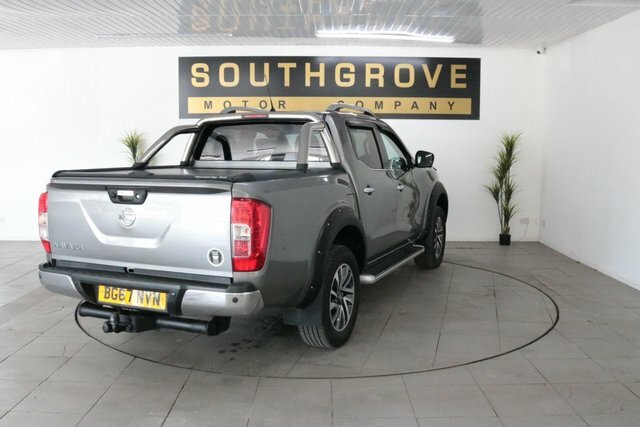 Nissan Navara 2.3 Dci Tekna Pickup Double Cab 4W Grey #6