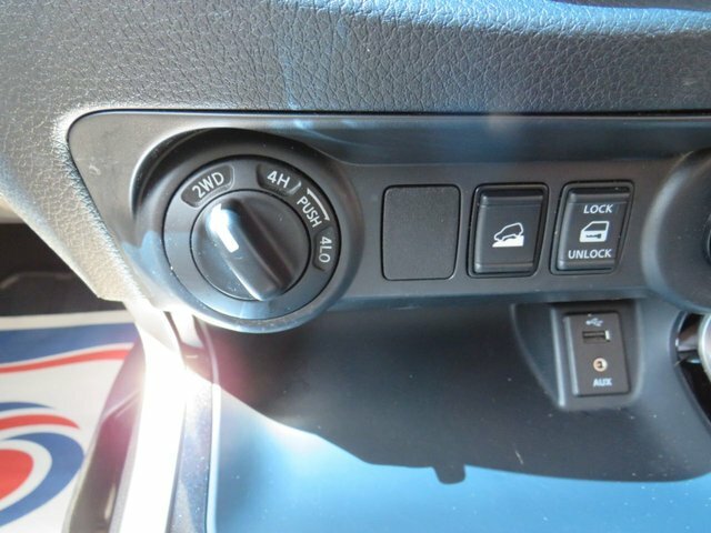 Nissan Navara 120D Se Step Dynamic Silver #15
