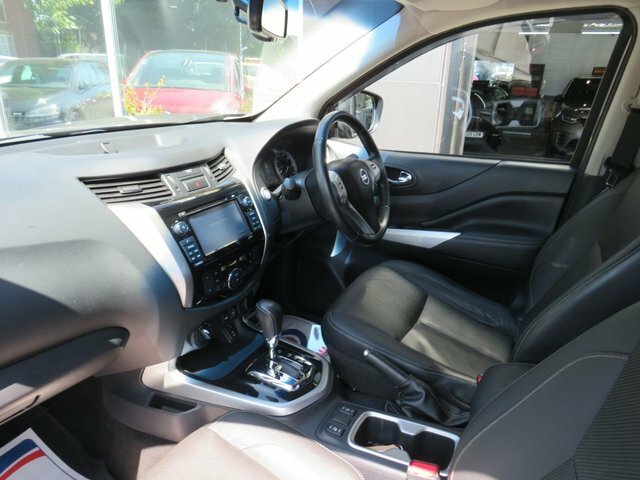 Nissan Navara 120D Se Step Dynamic Silver #24