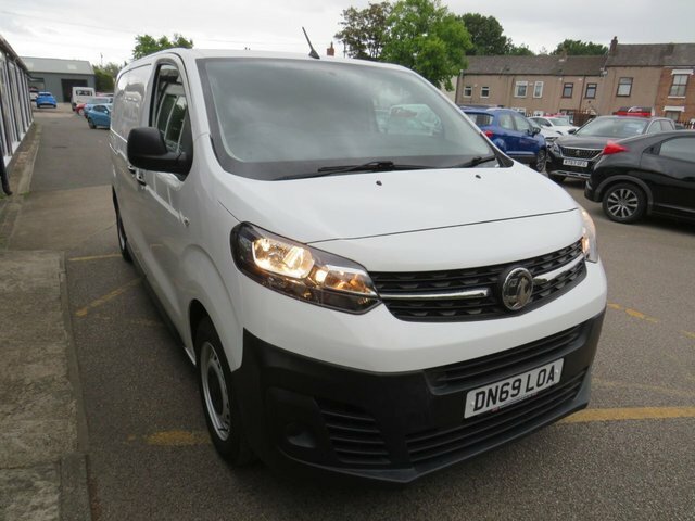Vauxhall Vivaro 1.5 L1h1 2900 Dynamic Black #15