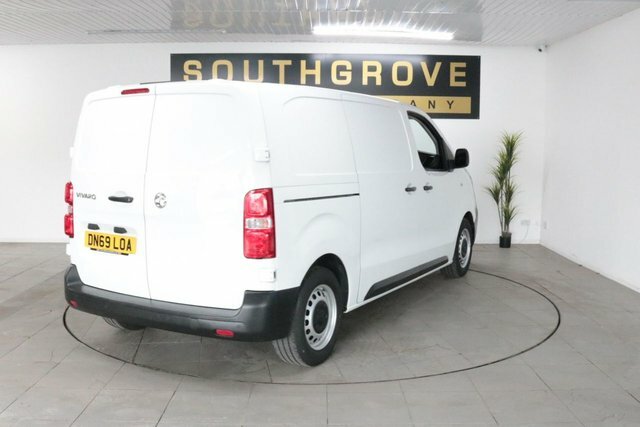 Vauxhall Vivaro 1.5 L1h1 2900 Dynamic Black #7