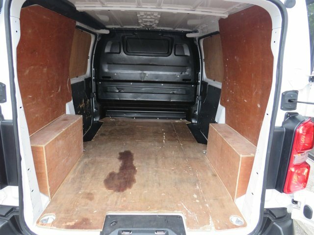 Vauxhall Vivaro 1.5 L1h1 2900 Dynamic Black #23