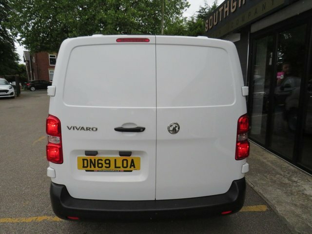 Vauxhall Vivaro 1.5 L1h1 2900 Dynamic Black #21