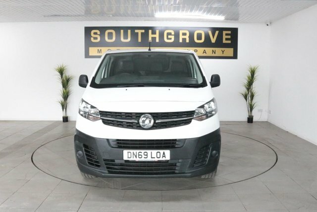 Vauxhall Vivaro 1.5 Turbo D 2700 Edition Panel Van Manu White #2