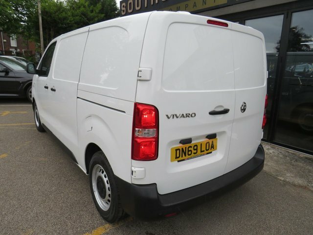 Vauxhall Vivaro 1.5 L1h1 2900 Dynamic Black #20