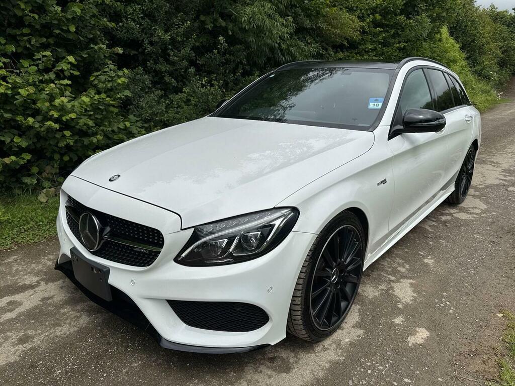 Mercedes-Benz C Class 3.0 C43 V6 Amg Premium Plus G-tronic 4Matic Eur White