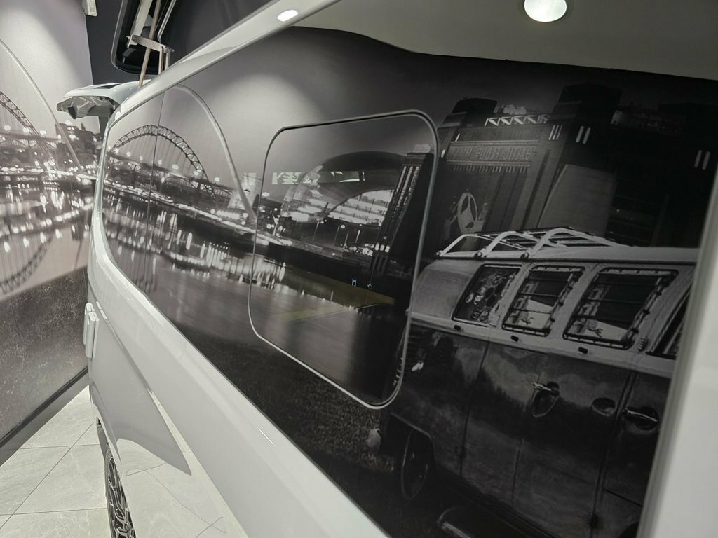 Volkswagen Campervan Diesel White #45