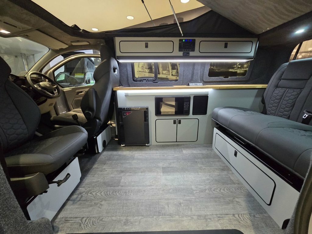 Volkswagen Campervan 2L Commerce Pro Grey #4