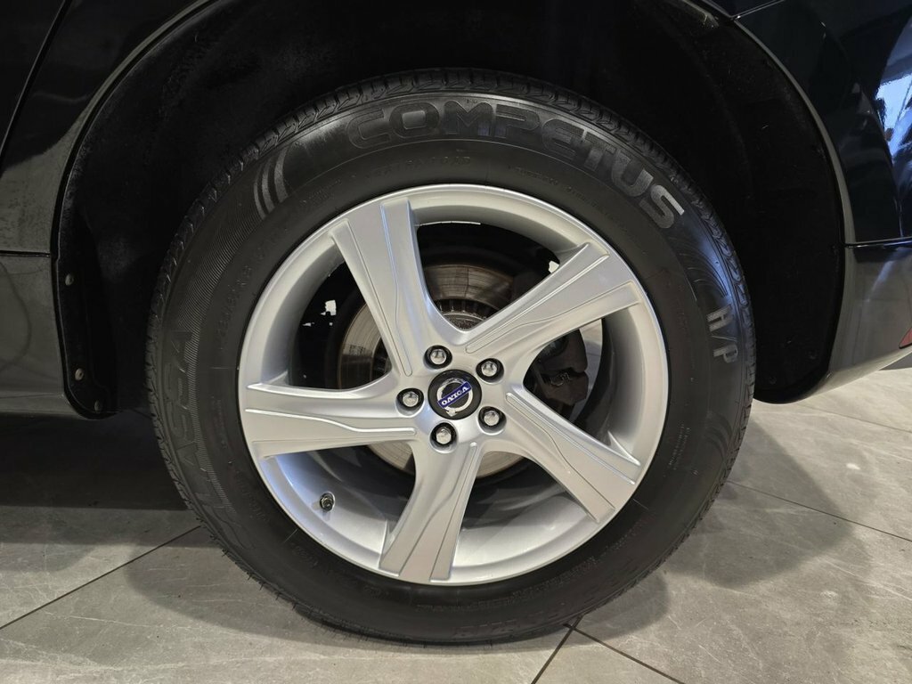 Volvo XC60 Silver #29