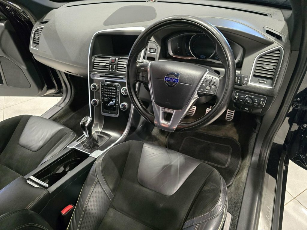 Volvo XC60 Silver #7