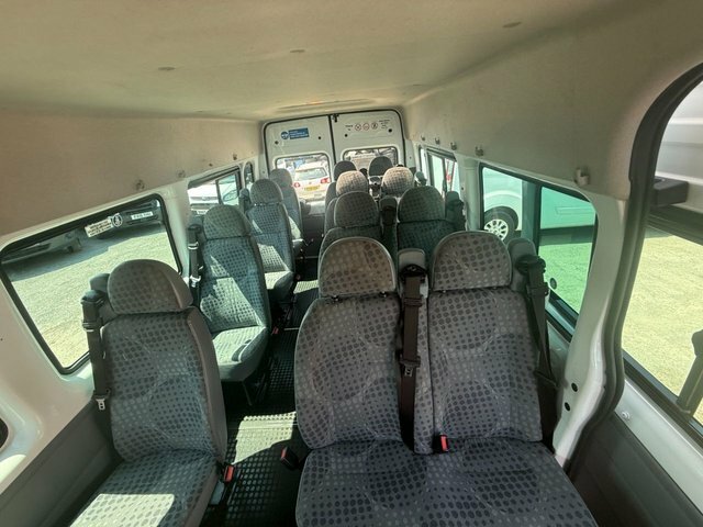 Ford Transit Custom 350 Beavertail Plant Truck 1 Owner 41K White #12