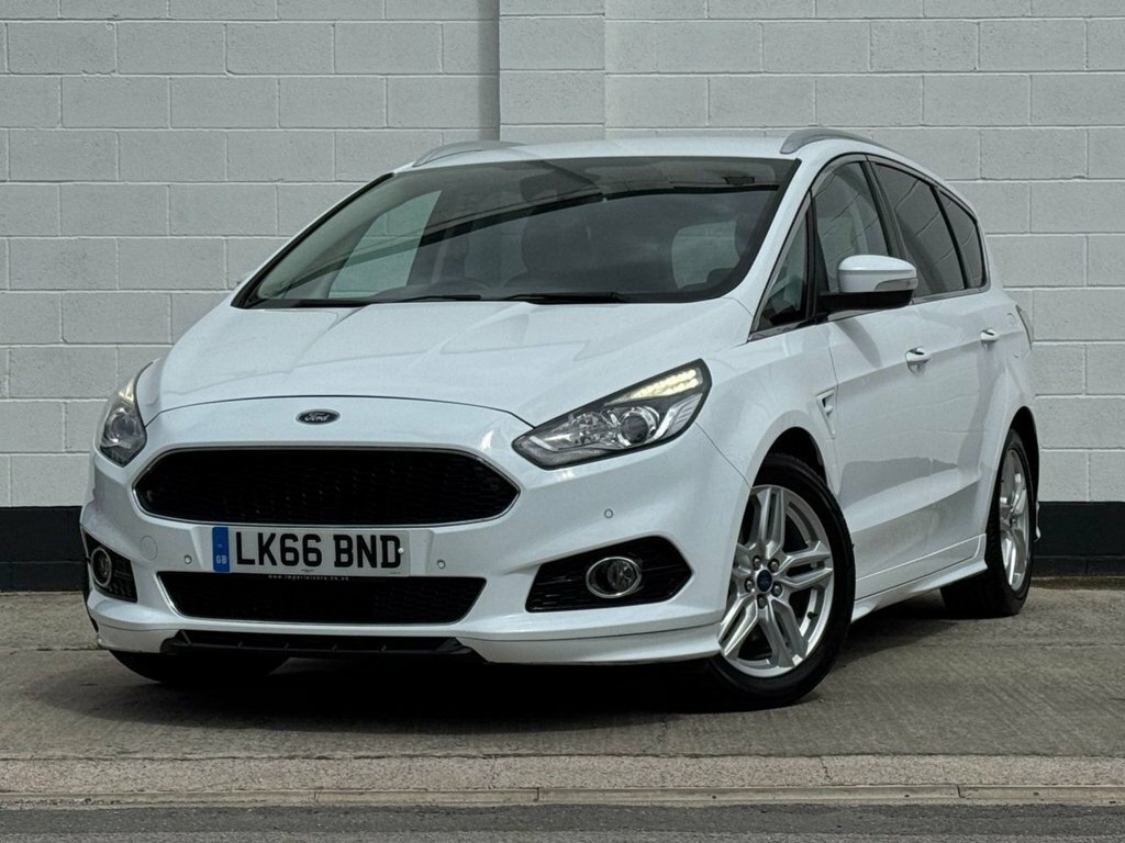 Ford S-Max 2.0 Tdci 210 Titanium Sport Powershift White #23