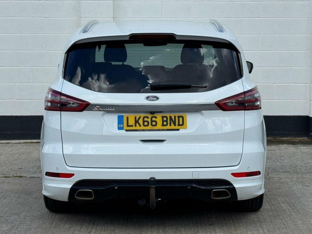 Ford S-Max 2.0 Tdci 210 Titanium Sport Powershift White #15