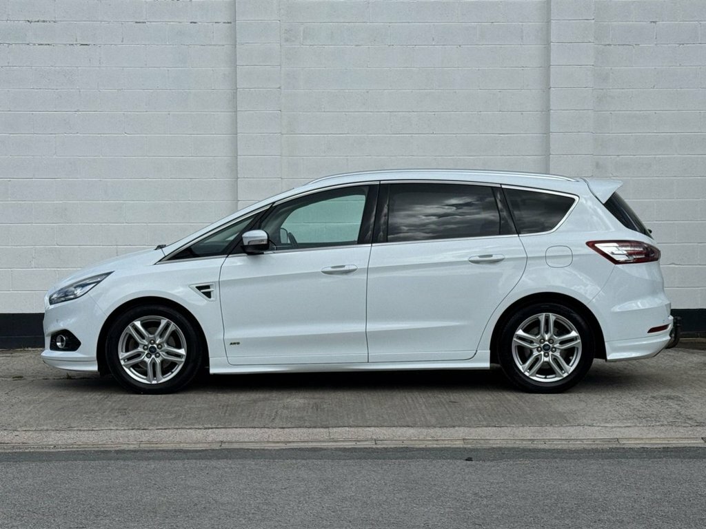 Ford S-Max 2L Titanium Sport White #3