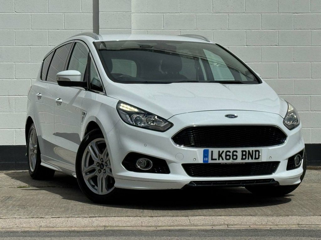 Ford S-Max 2L Titanium Sport White