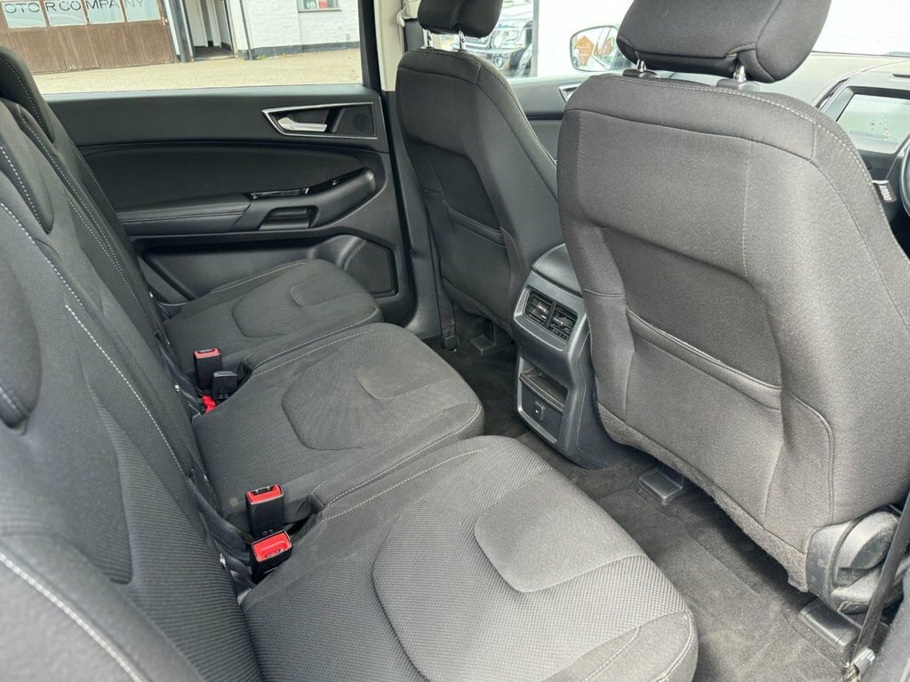Ford S-Max 2.0 Tdci 210 Titanium Sport Powershift White #40