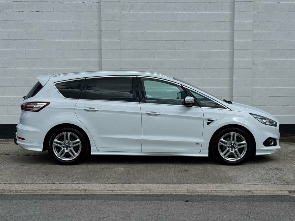 Ford S-Max 2.0 Tdci 210 Titanium Sport Powershift White #20