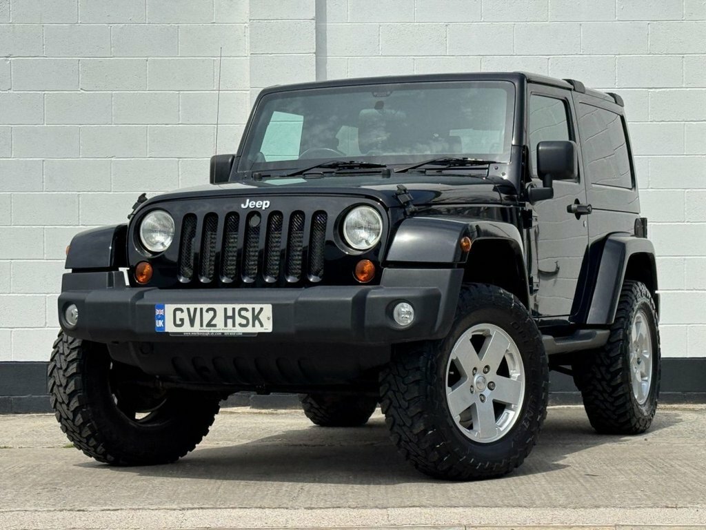 Jeep Wrangler Convertible Crd Sahara Unlimited 2012 Orange #17