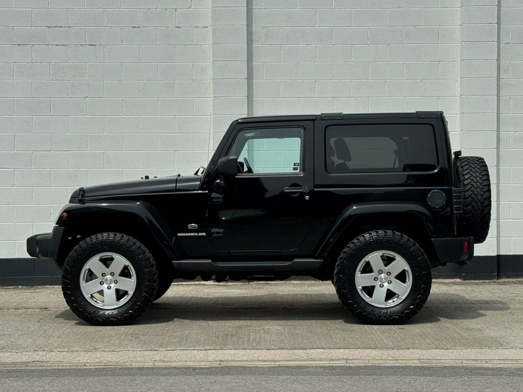 Jeep Wrangler Convertible Crd Sahara Unlimited 2012 Orange #20