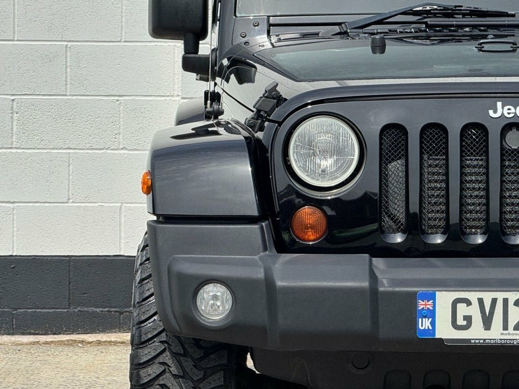 Jeep Wrangler Convertible Crd Sahara Unlimited 2012 Orange #12
