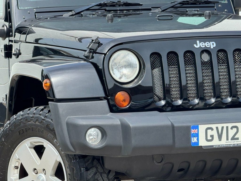 Jeep Wrangler Convertible Crd Sahara Unlimited 2012 Orange #14