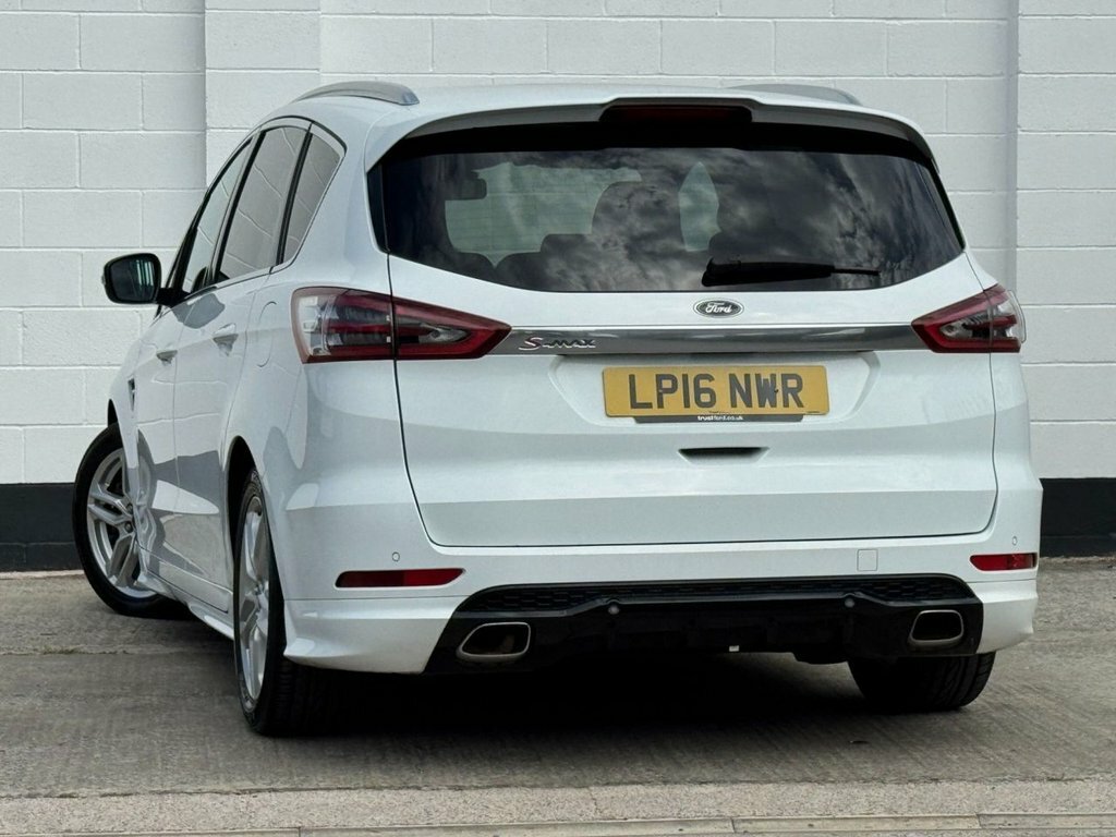 Ford S-Max 2L Titanium Sport White #4