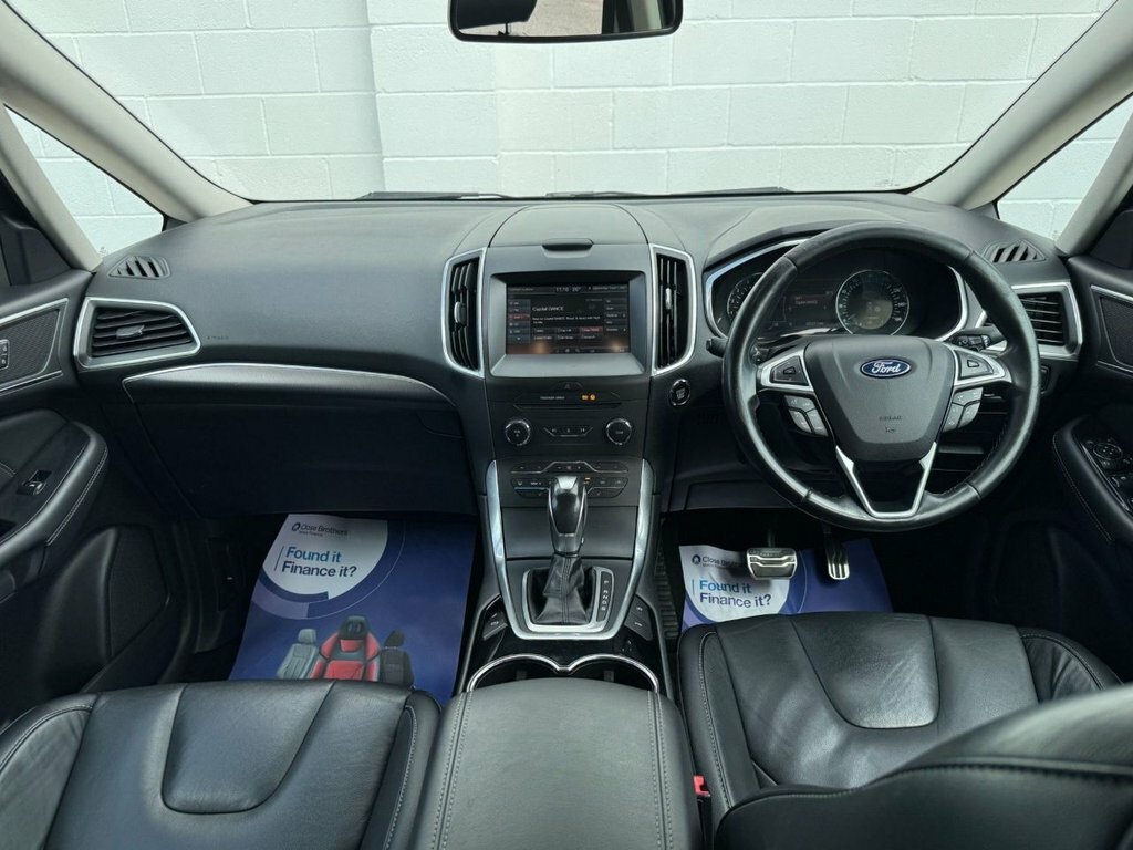 Ford S-Max 2L Titanium Sport White #2