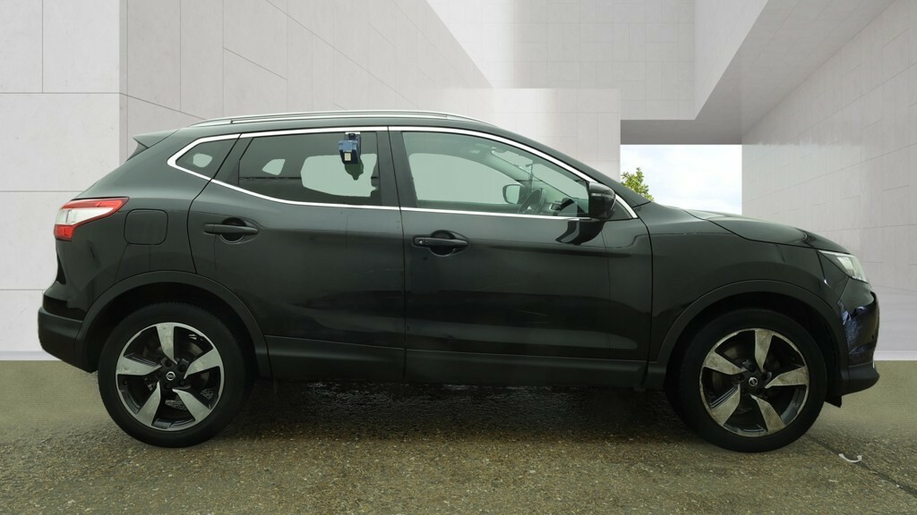 Nissan Qashqai 1.2 Dig-t N-connecta Black #5
