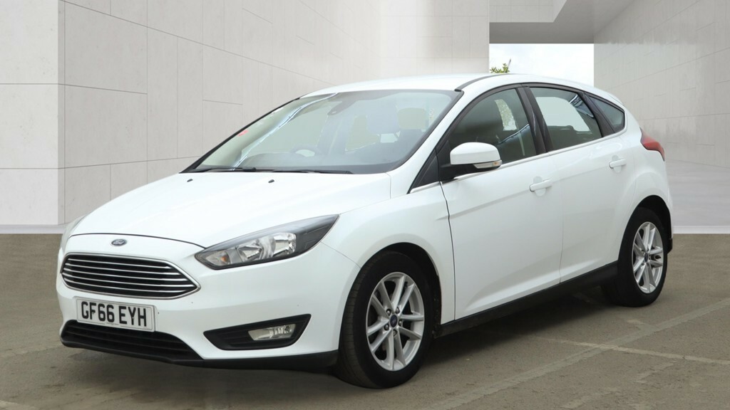 Ford Focus Hatchback 1.0 T Ecoboost Zetec 201666 GF66EYH White #2