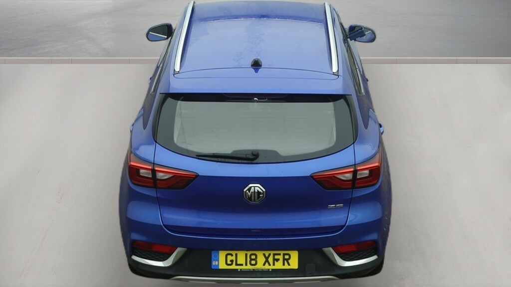 MG ZS Excite White #8