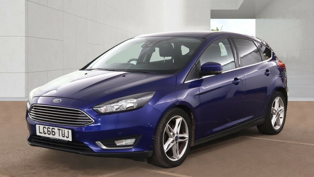 Ford Focus 1.0 Ecoboost Zetec White #15