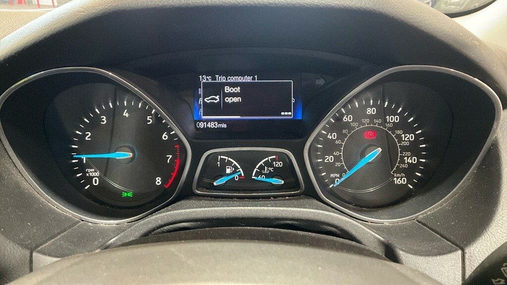 Ford Focus 1.0 Ecoboost Zetec White #12