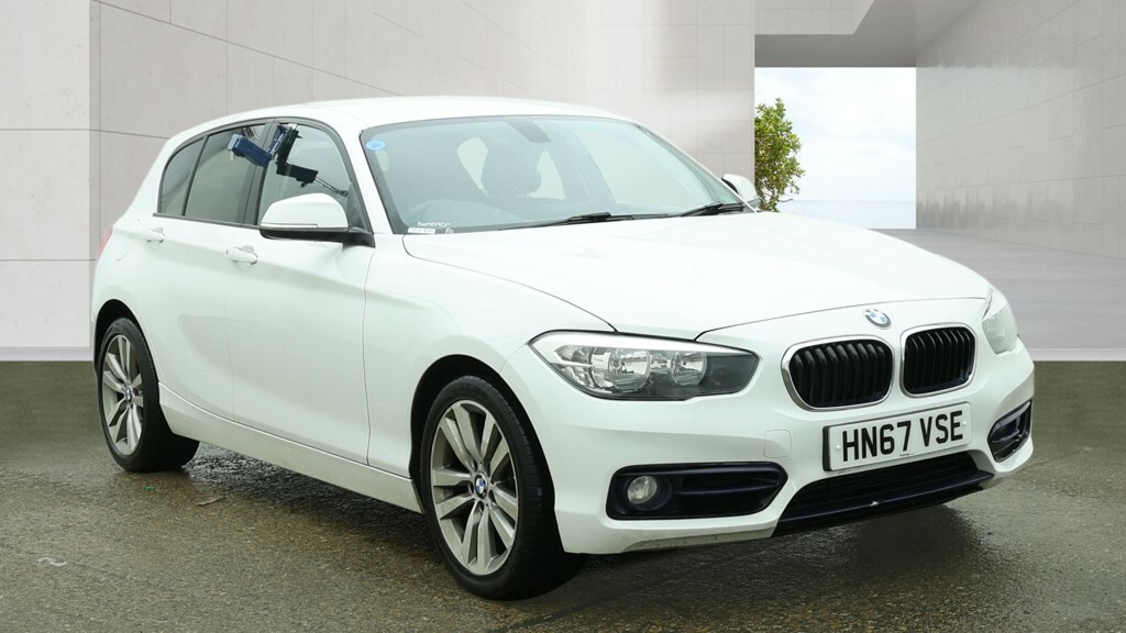 BMW 1 Series Hatchback 1.5 118I Sport 5-Door 201767 White