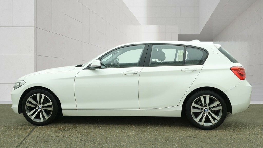 BMW 1 Series Hatchback 1.5 118I Sport 5-Door 201818 YD18AXU White #6
