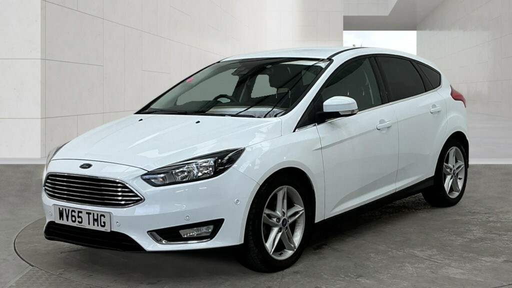 Ford Focus Hatchback 1.0 T Ecoboost Titanium 2015 WV65THG White #2